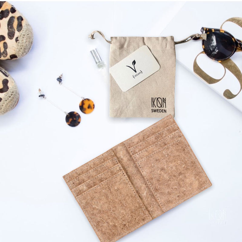 Coconut Leather BiFold Card Holder - Beige